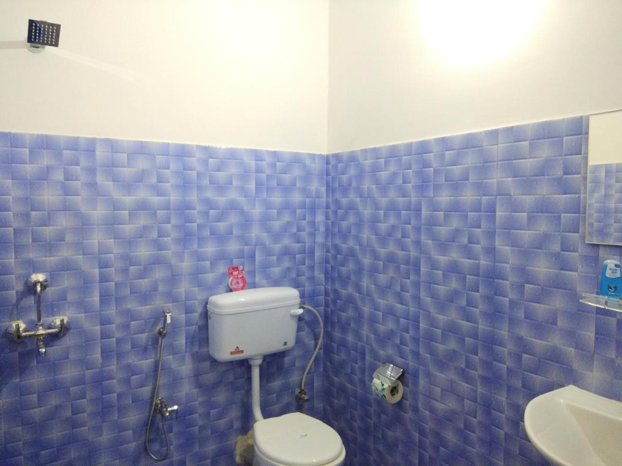 Alpanest Apartment กูวาฮาติ ภายนอก รูปภาพ