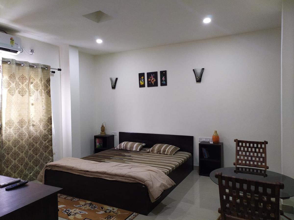 Alpanest Apartment กูวาฮาติ ภายนอก รูปภาพ